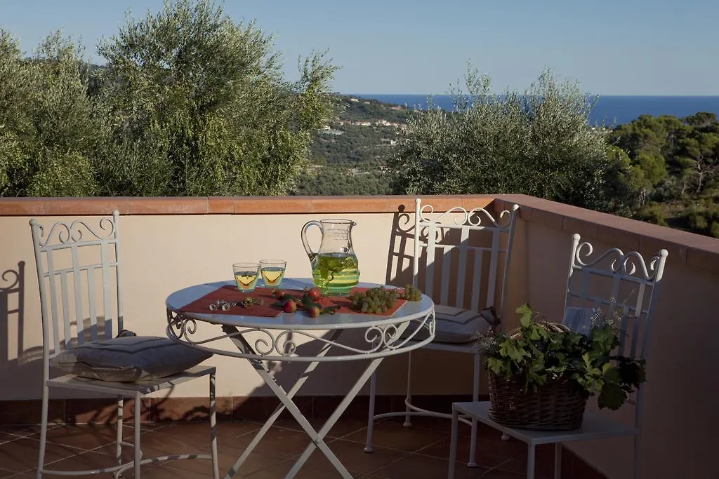 Agriturismo Valcrosa Villa Diano Castello Italy