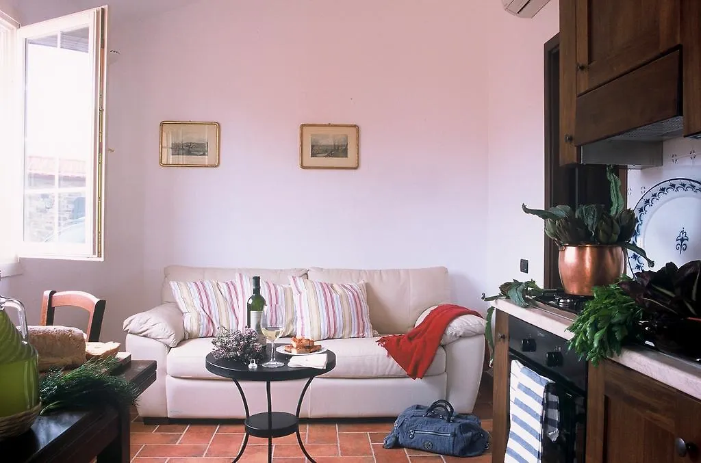 Farm stay Agriturismo Valcrosa Villa Diano Castello Italy